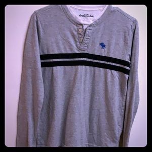 Great shape lightly worn long sleeve Tee